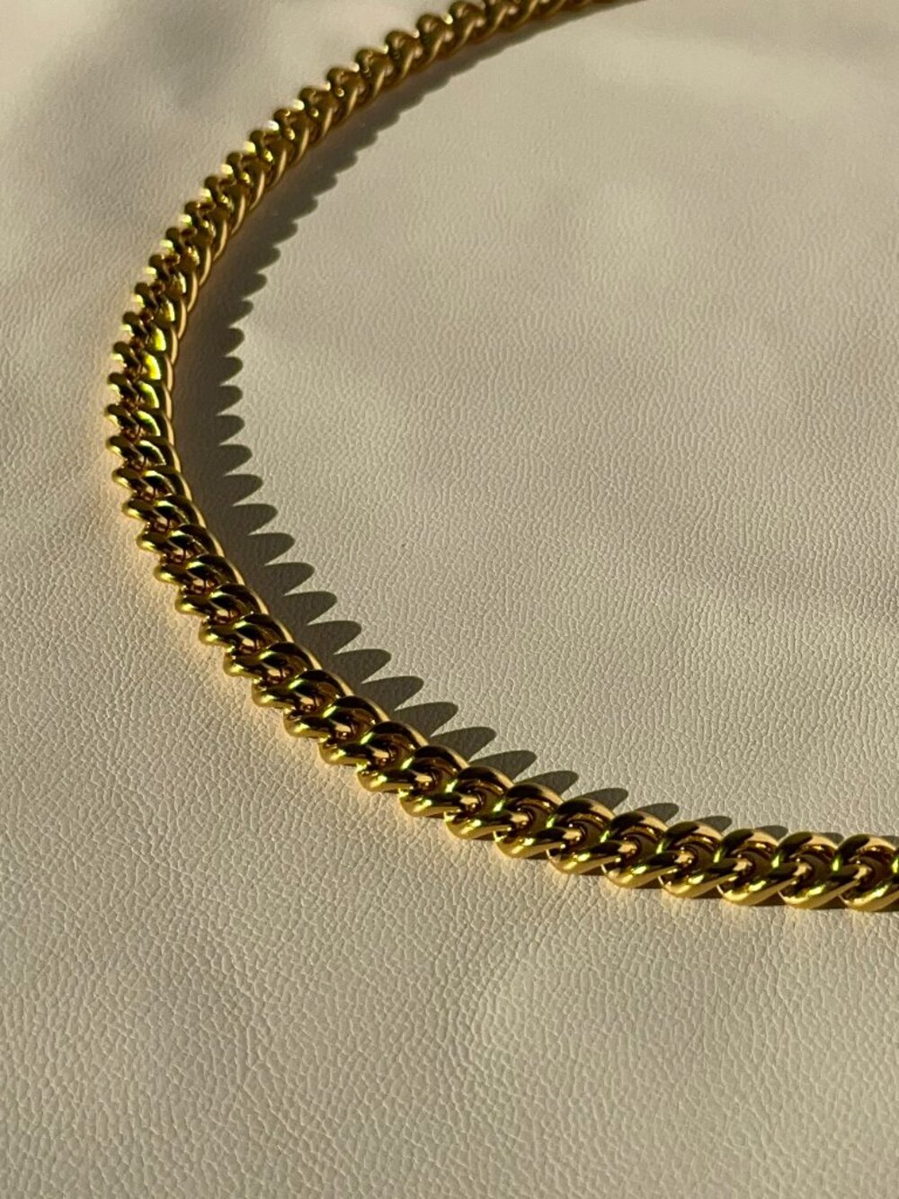 Aouri Cuban Necklace 6.5mm | 18K Gold Plated | New